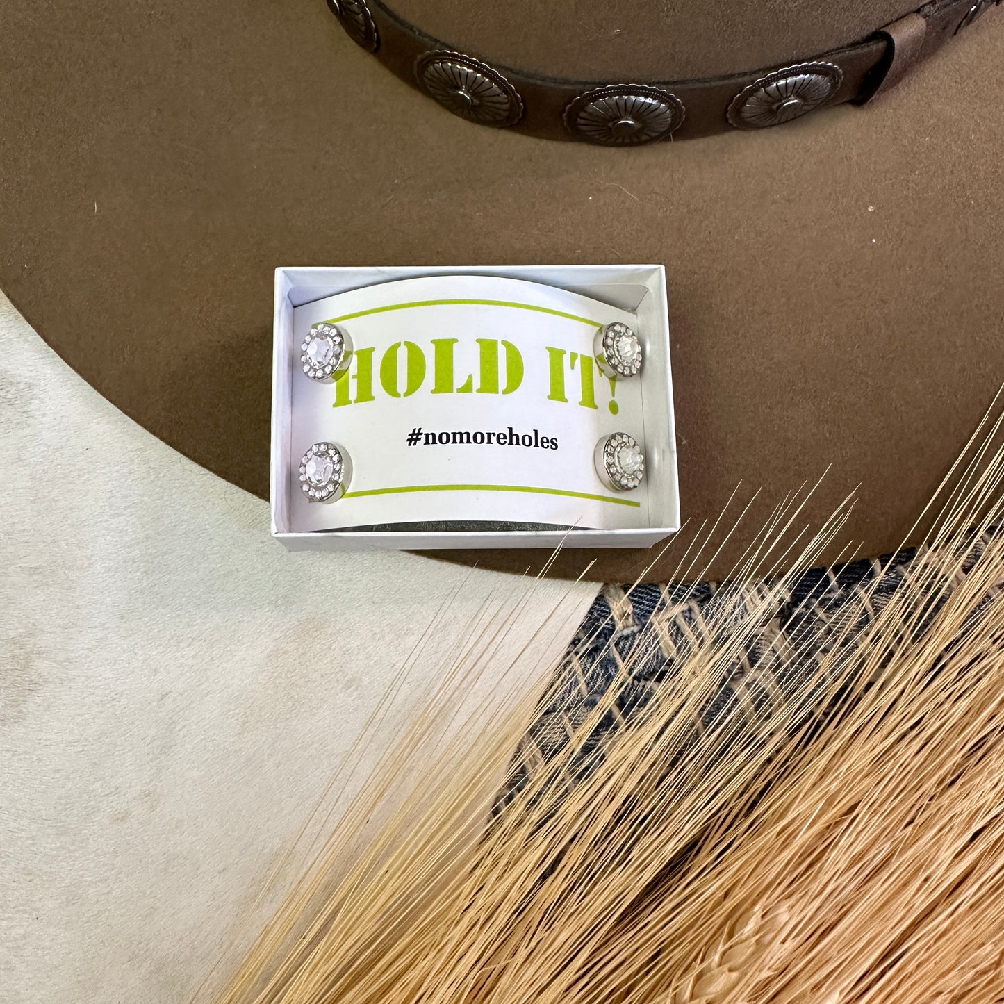 Hold It!s Magnetic Numbers