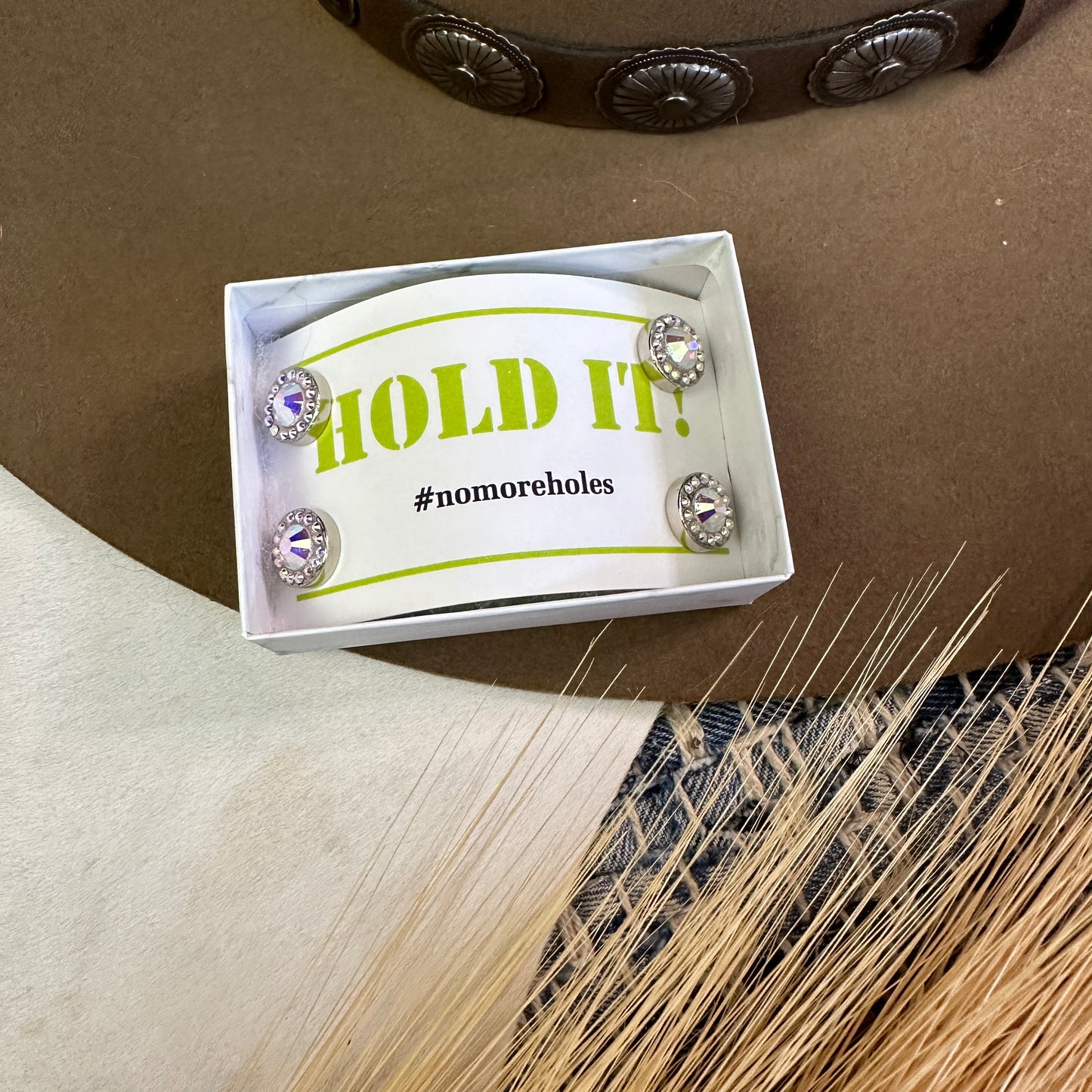 Hold It!s Magnetic Numbers