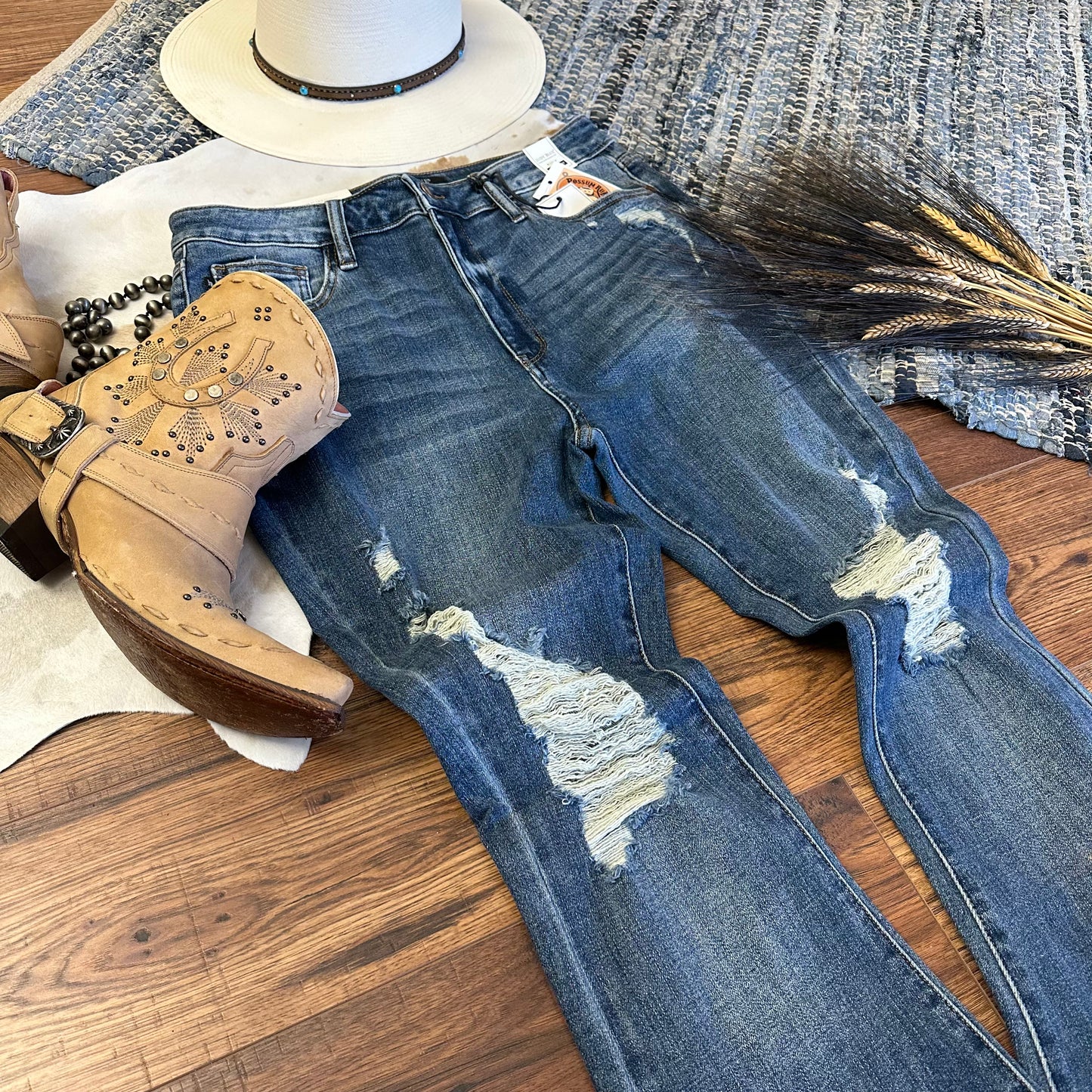 Another view of distressing.